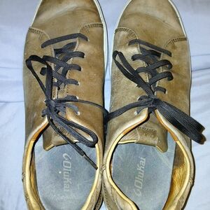 Brown Casual Sneakers with Black Laces